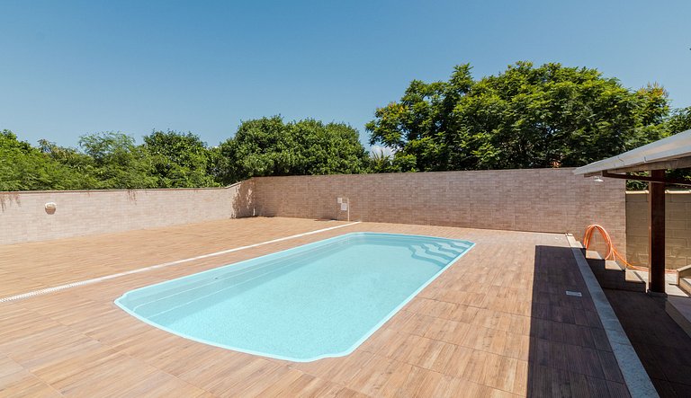 Casa com piscina e churrasqueira na Praia Seca Araruama