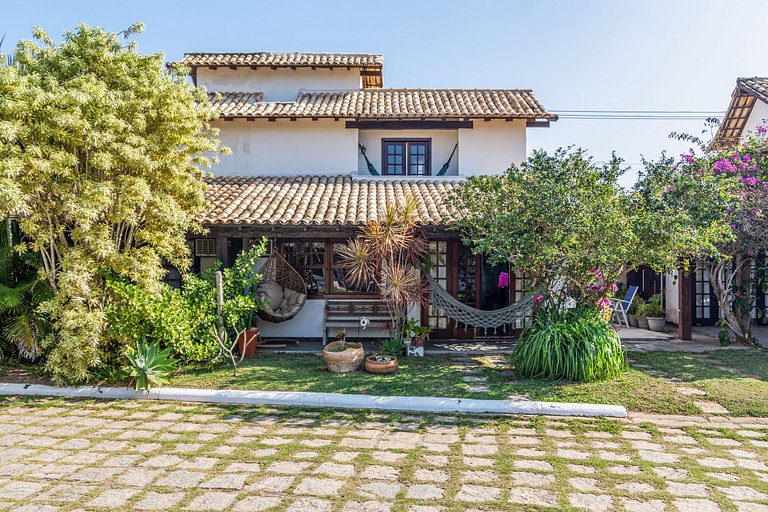 Casa em condomínio com Piscina na Praia Perfeita pra Família