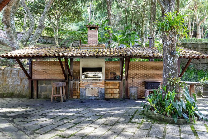 Cozy Sitio na Serra with pool in Itaipava