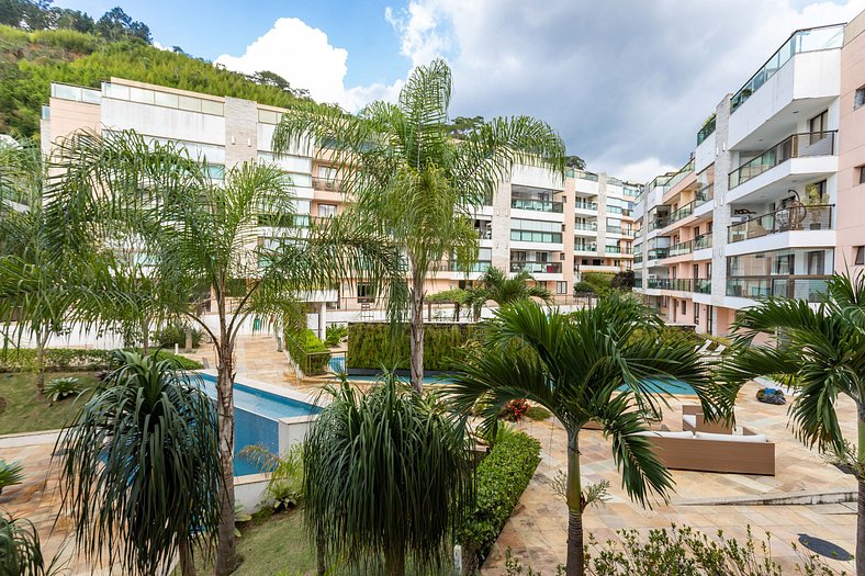 Hospedagem em Itaipava. Cobertura com Jacuzzi/churrasqueira